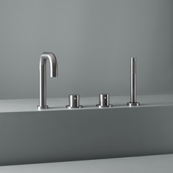 Ottavo | Stainless steel Rim mounted mixers set with spout and hand shower | Bath taps | Quadrodesign