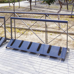 velo | Two-sided bicycle stand with bar | Bicycle parking systems | mmcité